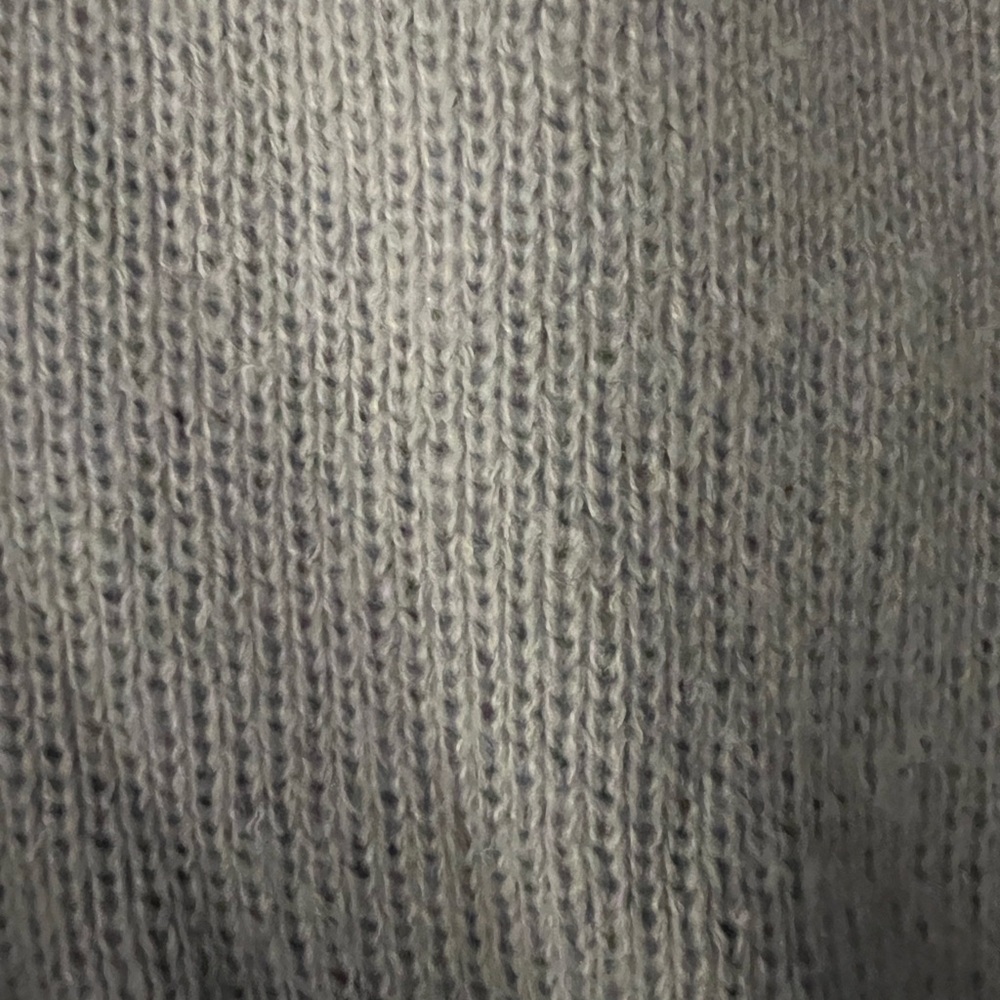 Sweater - Picture 4 of 4